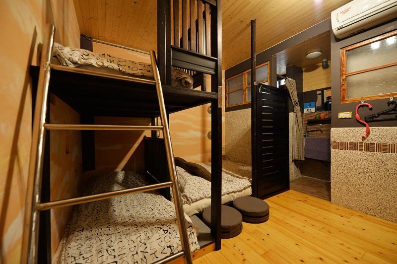 Bed and Breakfast Sha Feng Lu Dian Magong Exterior foto